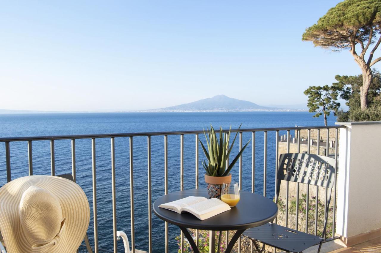 Amore Rentals - Villa Galidia Sorrento Exteriör bild