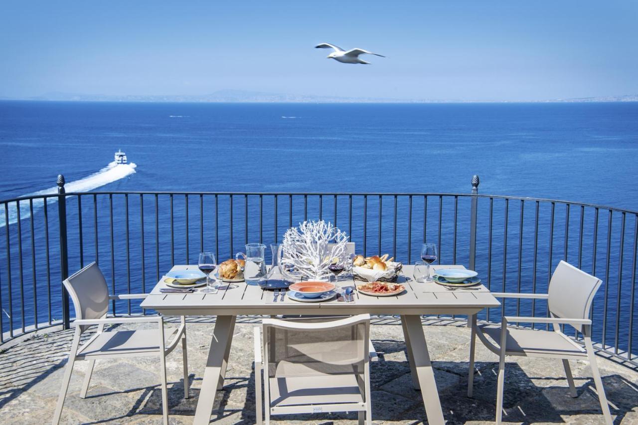 Amore Rentals - Villa Galidia Sorrento Exteriör bild