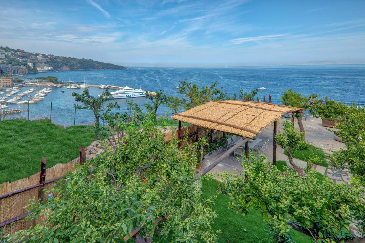 Amore Rentals - Villa Galidia Sorrento Exteriör bild